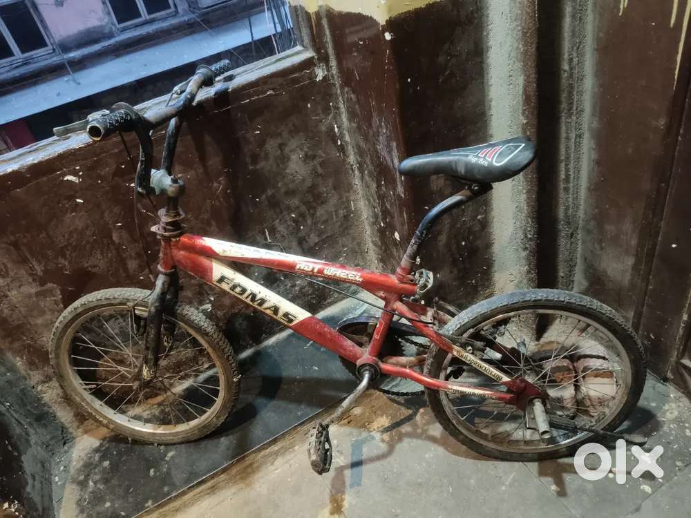Bicycle type-FOMAS HOTWHEEL, Size-26 No, Colour-Red&Black, Type-Sports
