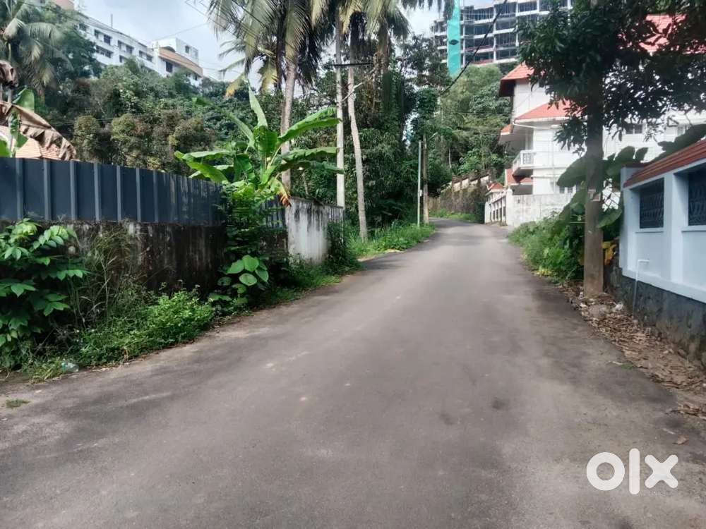 5 cent kakkanad opposite scez near tonico cafe