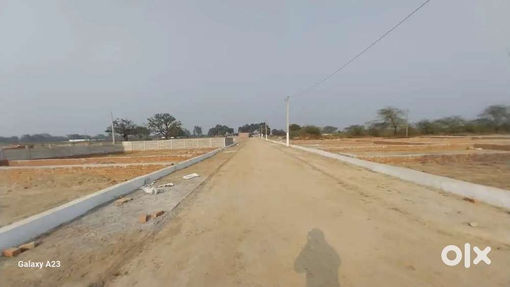 Lucknow mein best investment plot Sultanpur road nagram road per