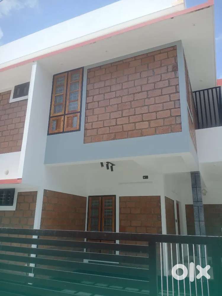3.5cent 3bhk kallumthazham