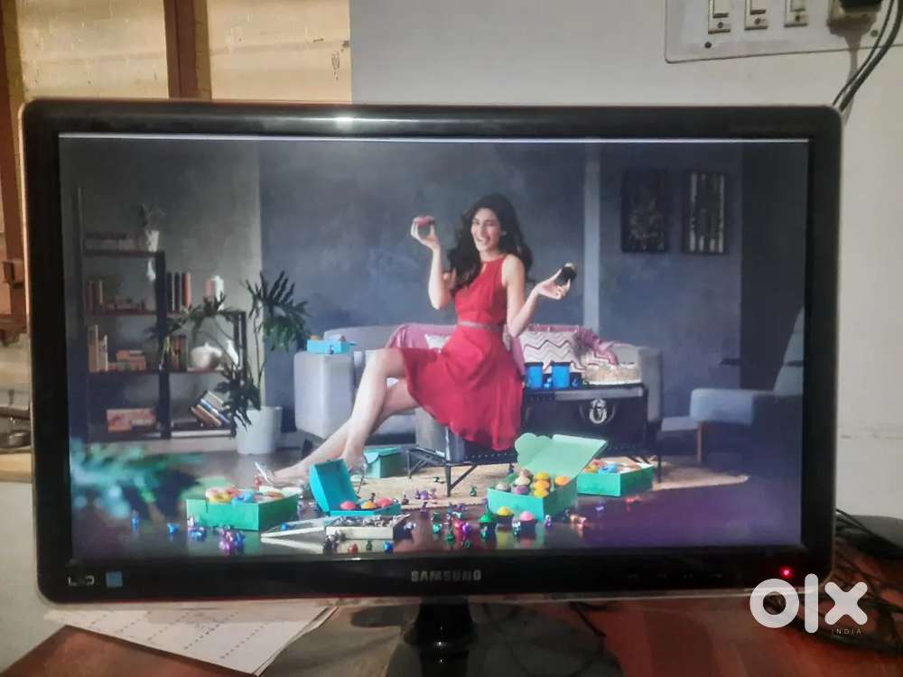 Samsung S22B370H Monitor Horizonte Lines