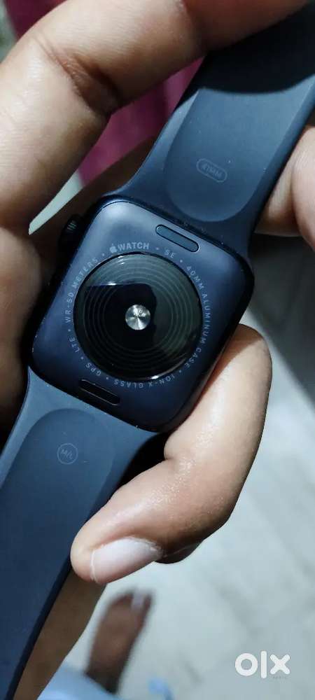 Apple watch SE2 44Mm 4 months watch no damage