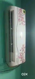 Haier inverter Ac 1.5 ton neat condition very less used under waranty