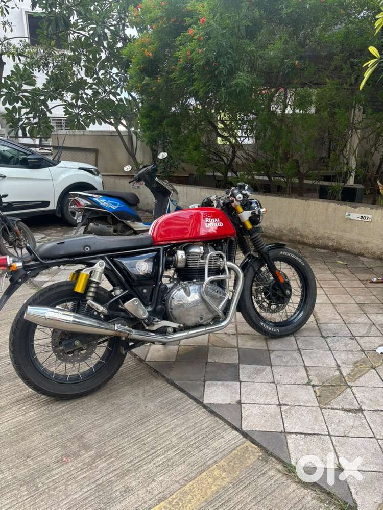 GT 650 with accessories