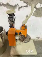 Bottle shilling machine