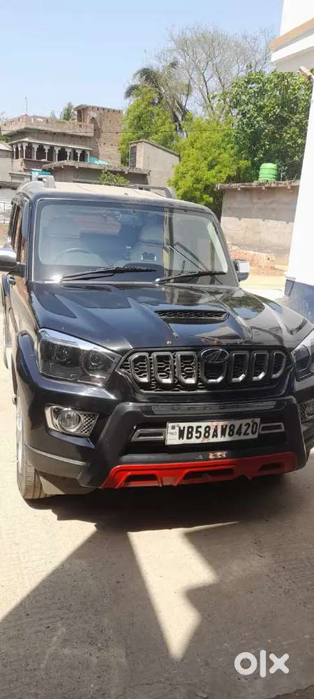 Mahindra Scorpio 2018 Diesel 42000 Km Driven