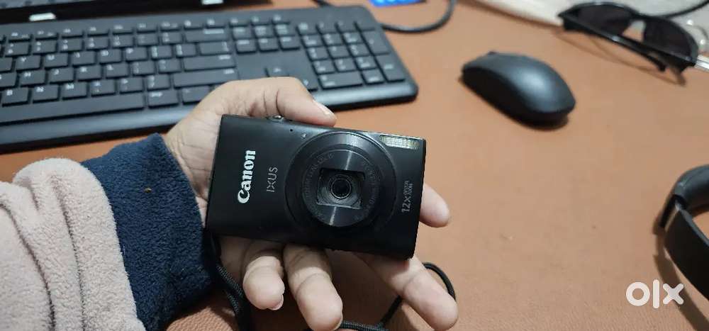 Cannon  Camera  12x Optical Zoom And 48x Digital  Zoom