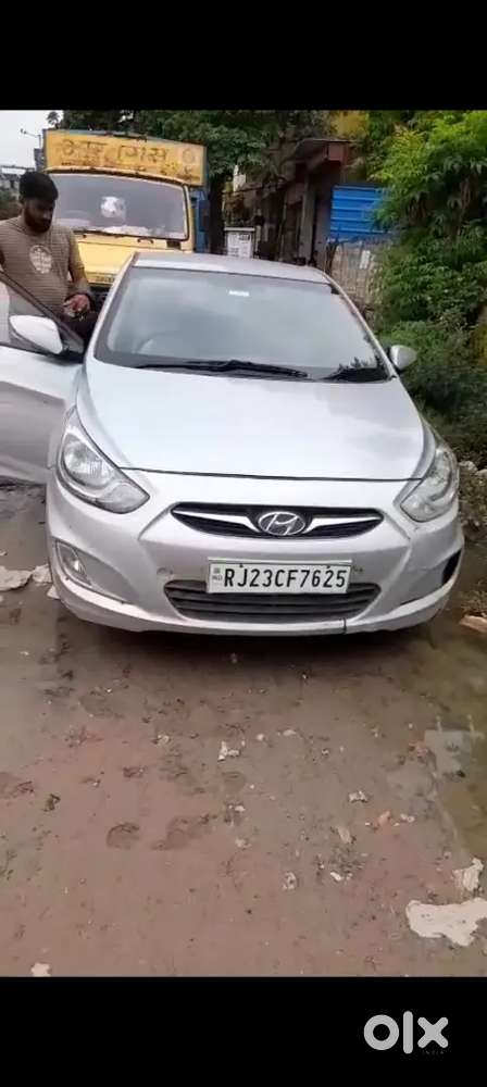 Kishi bhai gadi wagnor rent per chahiye to call kare