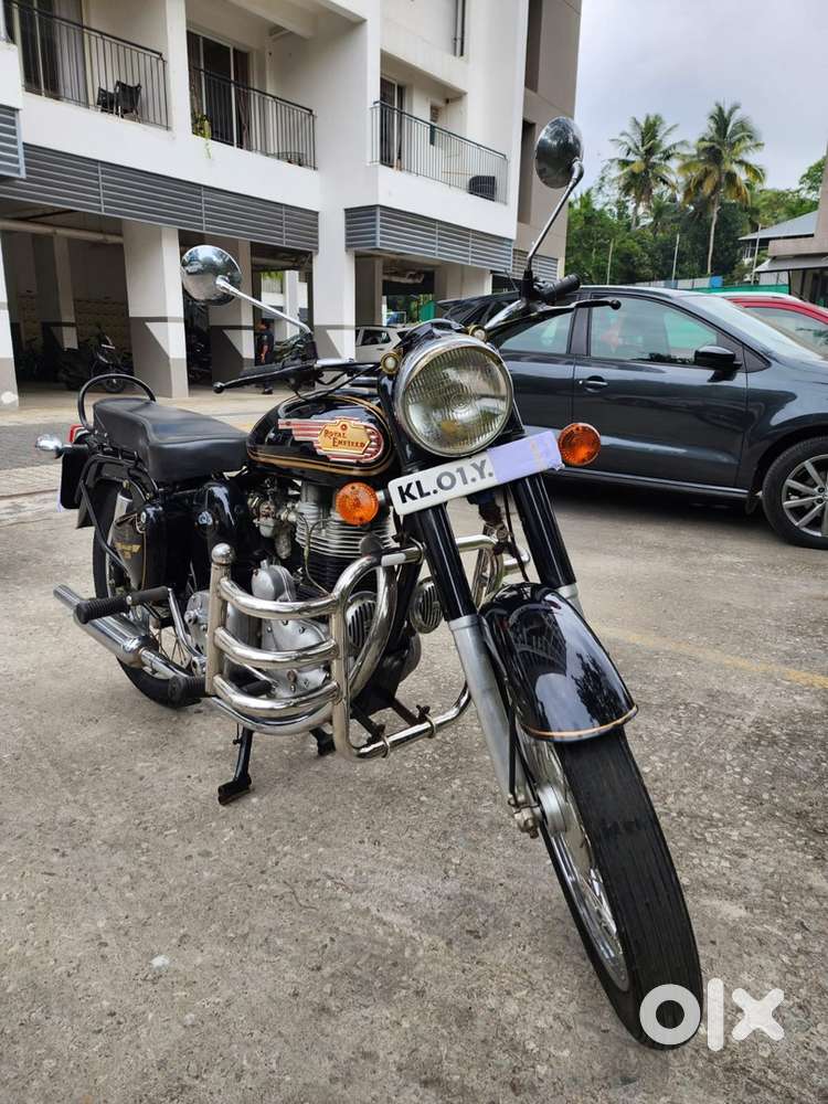 Royal Enfield Standard Bullet – Immaculate Condition – Immediate Sale