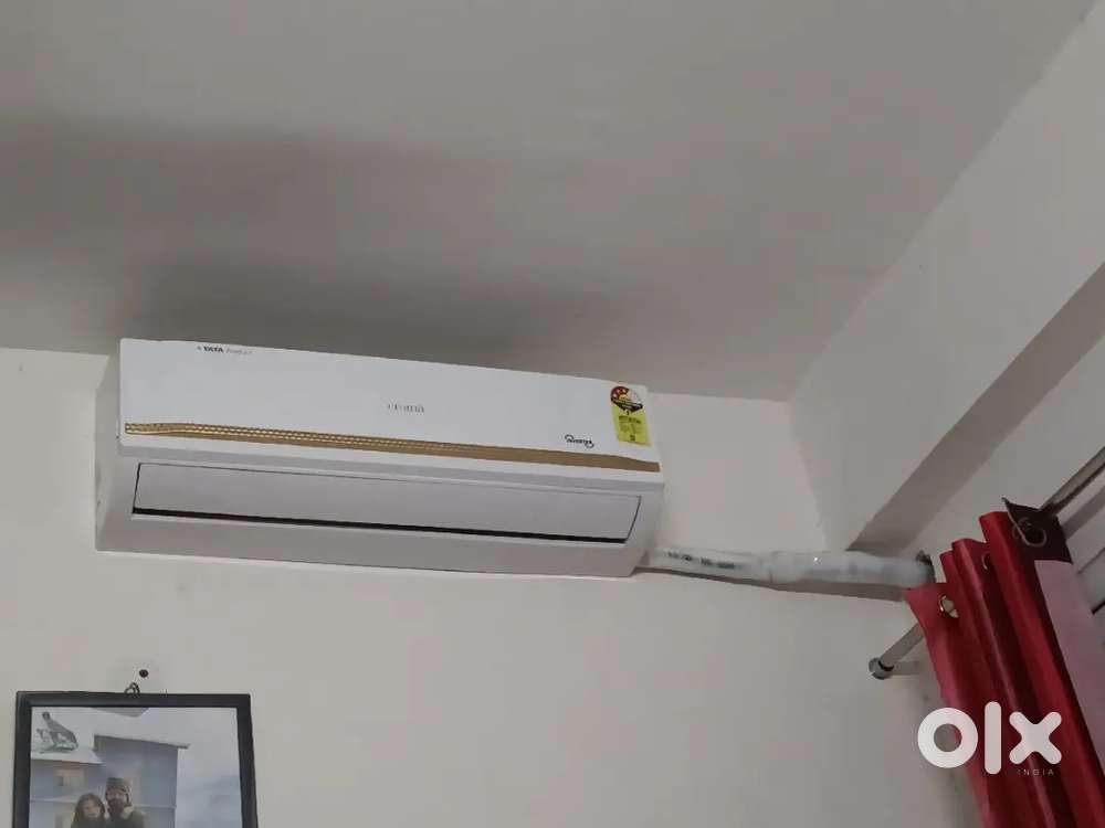 Croma 7 in 1 convertible mode AC 1.5 tonnes with outdoor unit