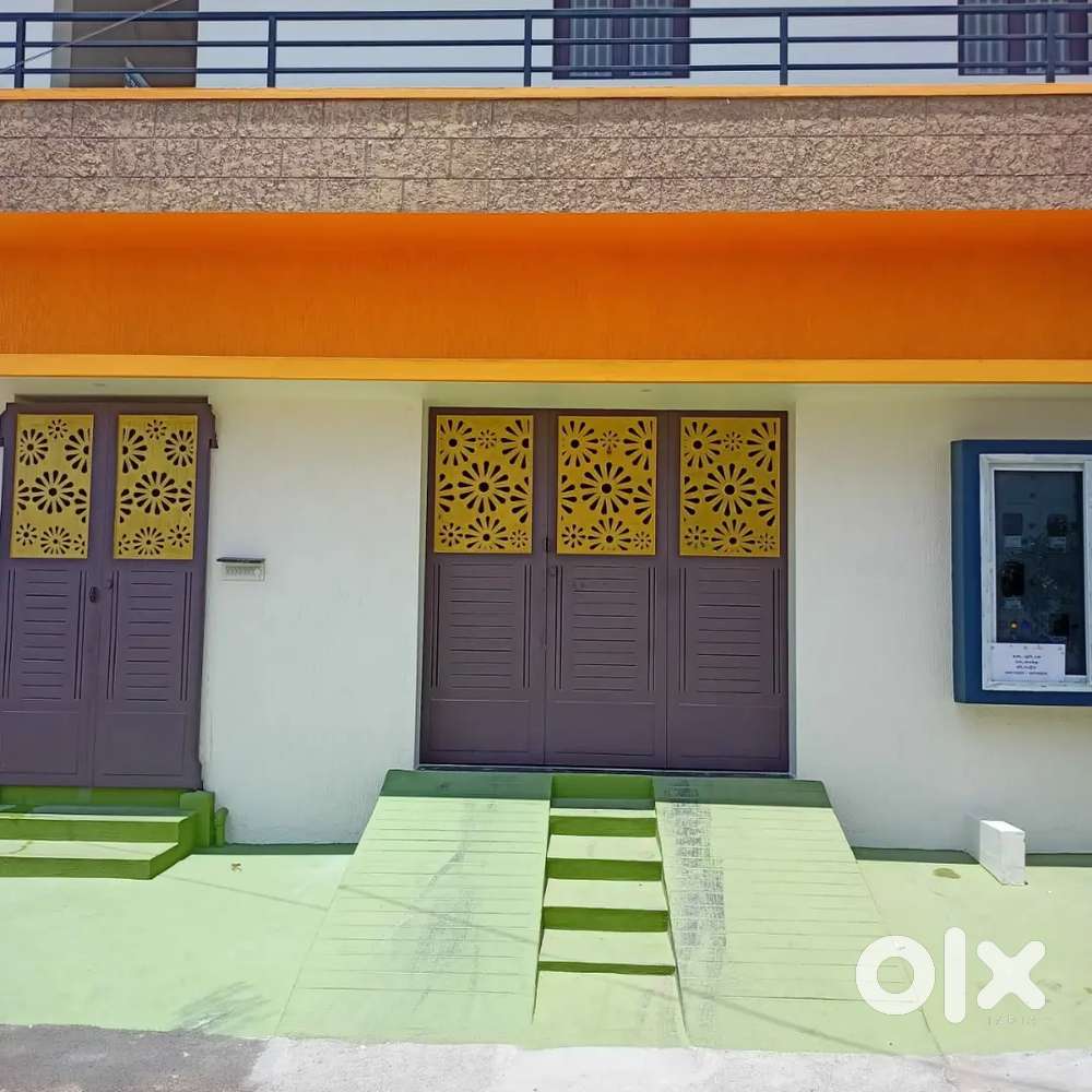 Godown/storage unit/office/shop for rent near Vangapalayam