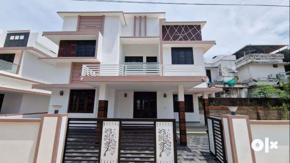 villas in for sale 5mints from medical college