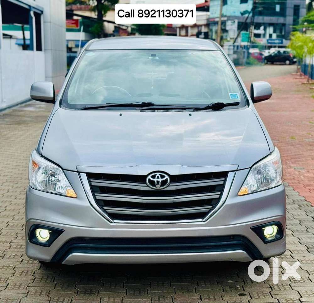 Toyota Innova 2.5 GX 2015 Orginal Kerala Good Condition