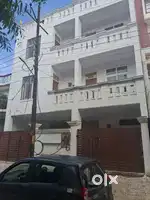 Beutiful house in vrindavan yojna avilable for 2BHK/4BHK separate flor