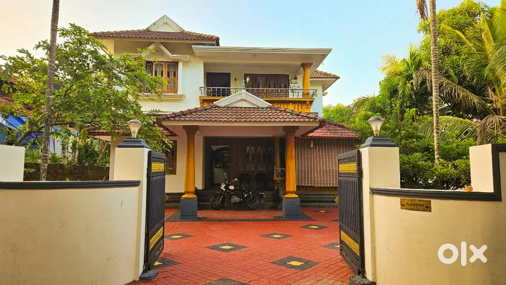 4 BHK HOUSE FOR LEASE