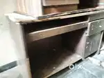 Computer table