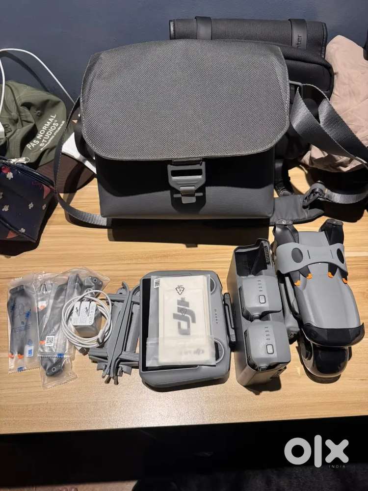 DJ Air 3S Fly More Combo (DJ RC 2) 1/1.3 CMOS 50MP Dual-Camera