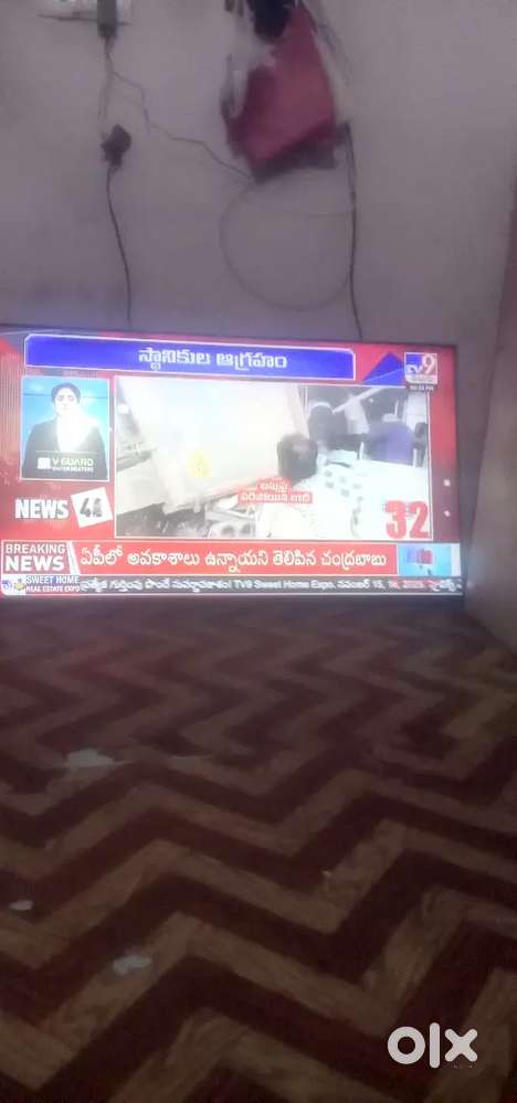 55 inch.  SAMSUNG TV