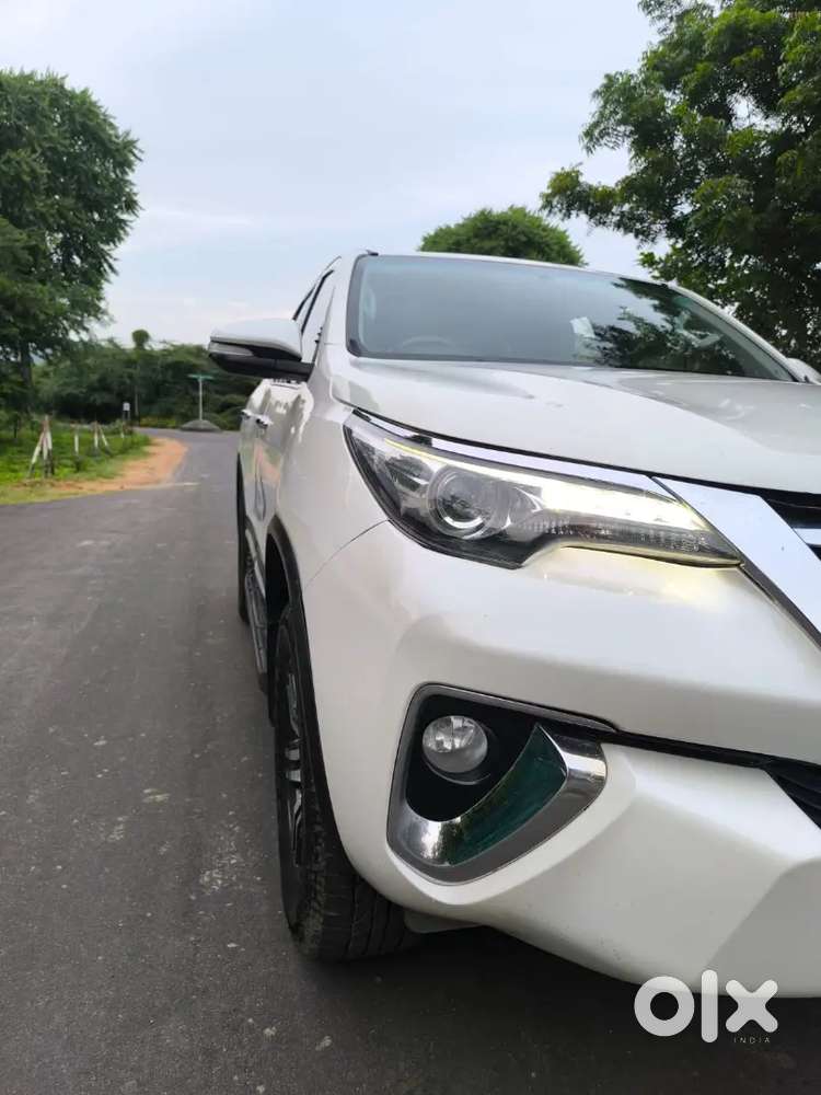 Mint condition Fortuner  all original