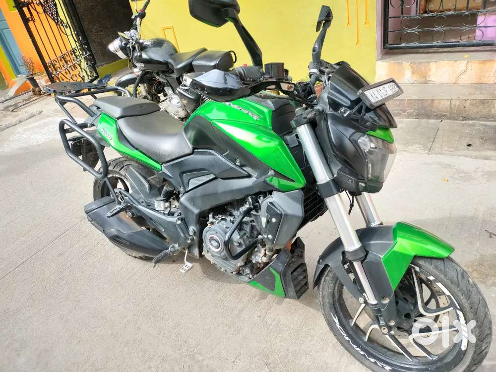 Bajaj Dominar 400 bs4