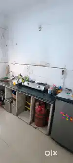 Sharing for female roommate