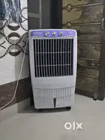 Hindware Smart Cooler 85 L.