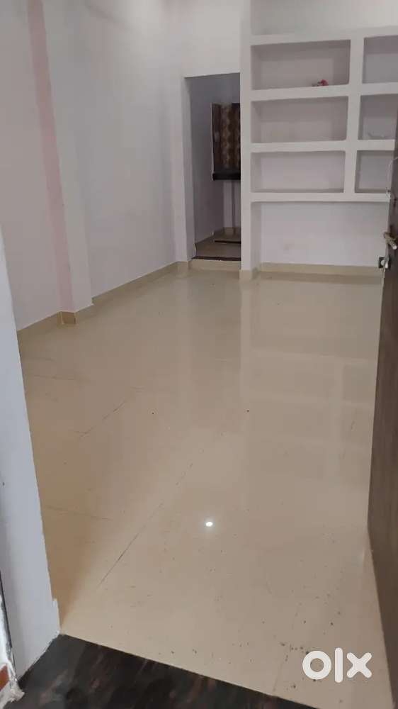 Room for rent near housing society Sarojini Nagar, Lucknow