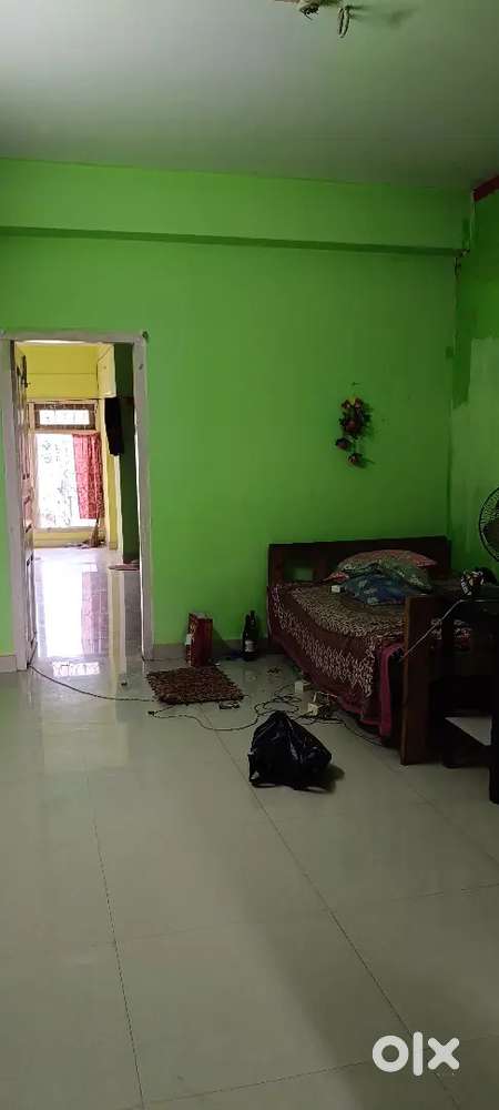 Independent 1bhk 2nd floor Ganeshguri. Near Ganesh mandir Bus stop
