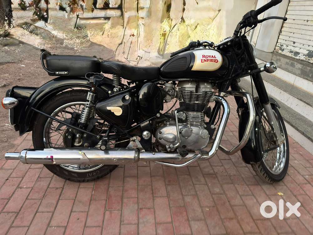 Royal Enfield BLACK Classic 350