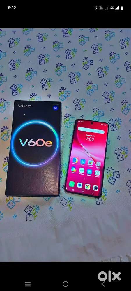 Vivo v60e 8+8/256 just 6days mobile full kit