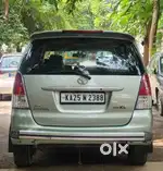 Toyota Innova 2.5 G (Diesel) 7 Seater BS IV, 2005, Diesel