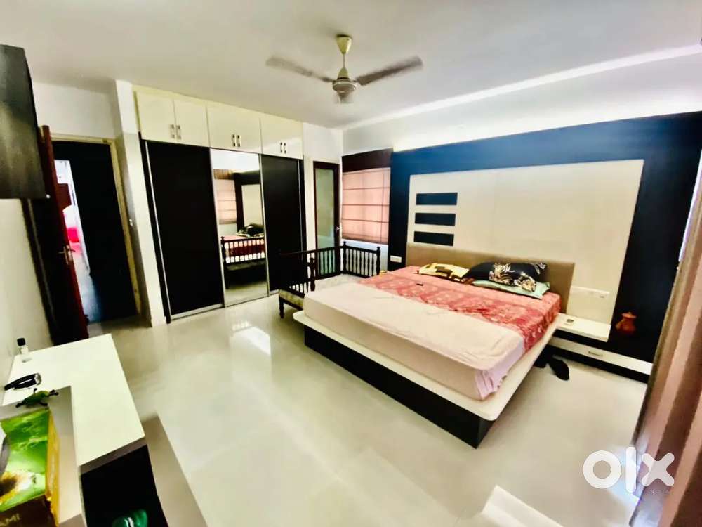 3 Bhk fully Furnished FLAT FOR Rent Palarivattom.