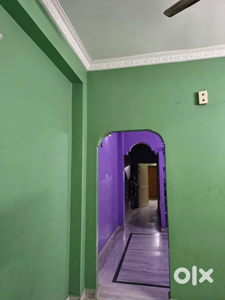 Looking for flatmate in my 2bhk flat in Shaikpet