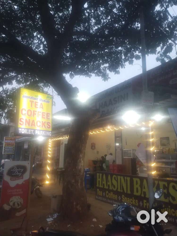 Tea Master and Vadai Master