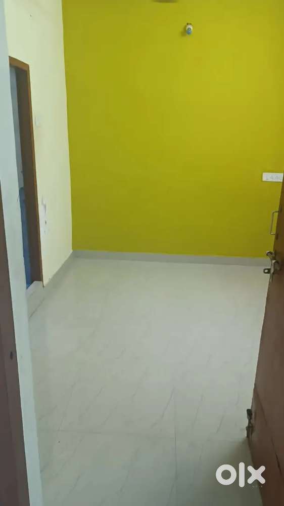 Karthik randal 3000  EB 300 600 square feet