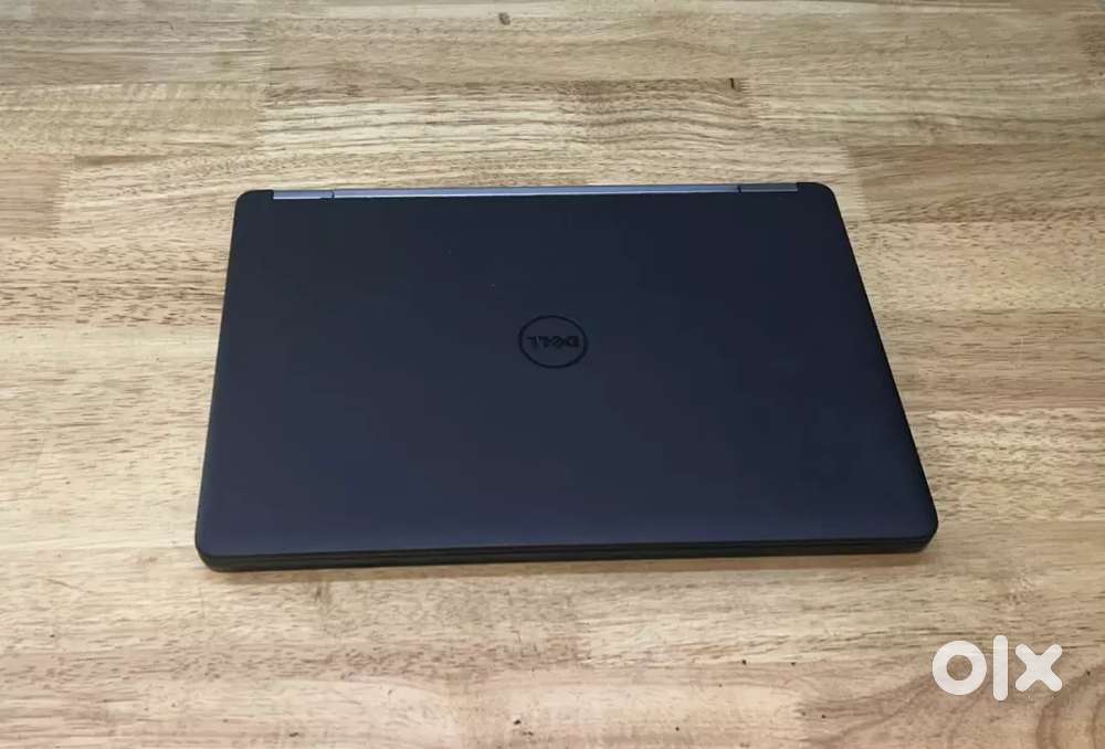 All brand old laptops and desktop availvble sale and rent