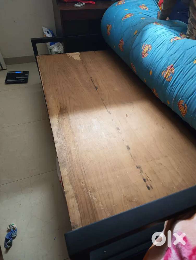 Iron bed with ply and mattress