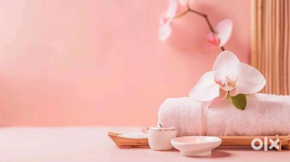 Looking for Female Massage Therapist