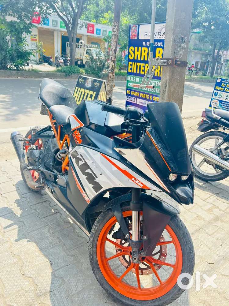 KTM 390 model 2014