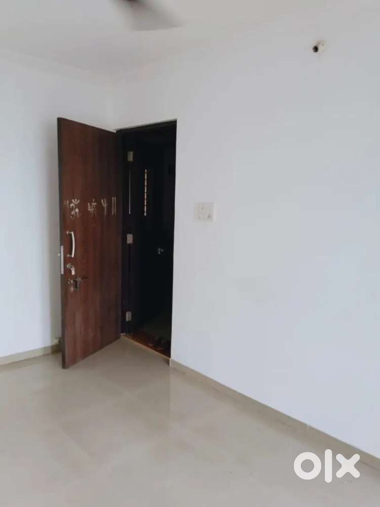 SPACIOUS 2BHK Flat without LIFT near Vasant Vihar School, D'mart, Bank