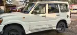 Gadi full condition me hai gadi me koi kam nhi hai