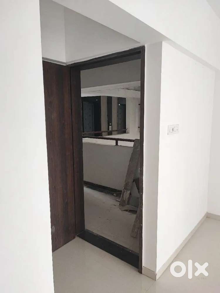 1BHK flat on rent with modular kitchen modern amenities in Tathawade