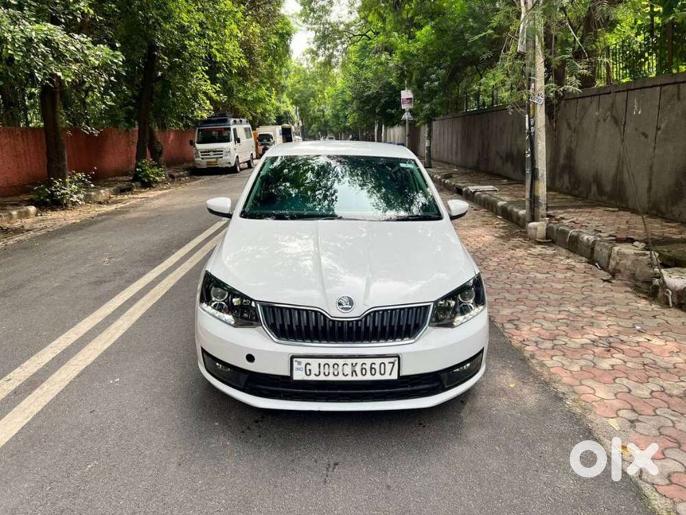 Skoda Rapid 1.0 Style AT, 2021, Petrol