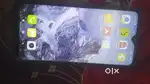 Mi 8 volume button uper wala padega sim trey thodi si tuti hui hai