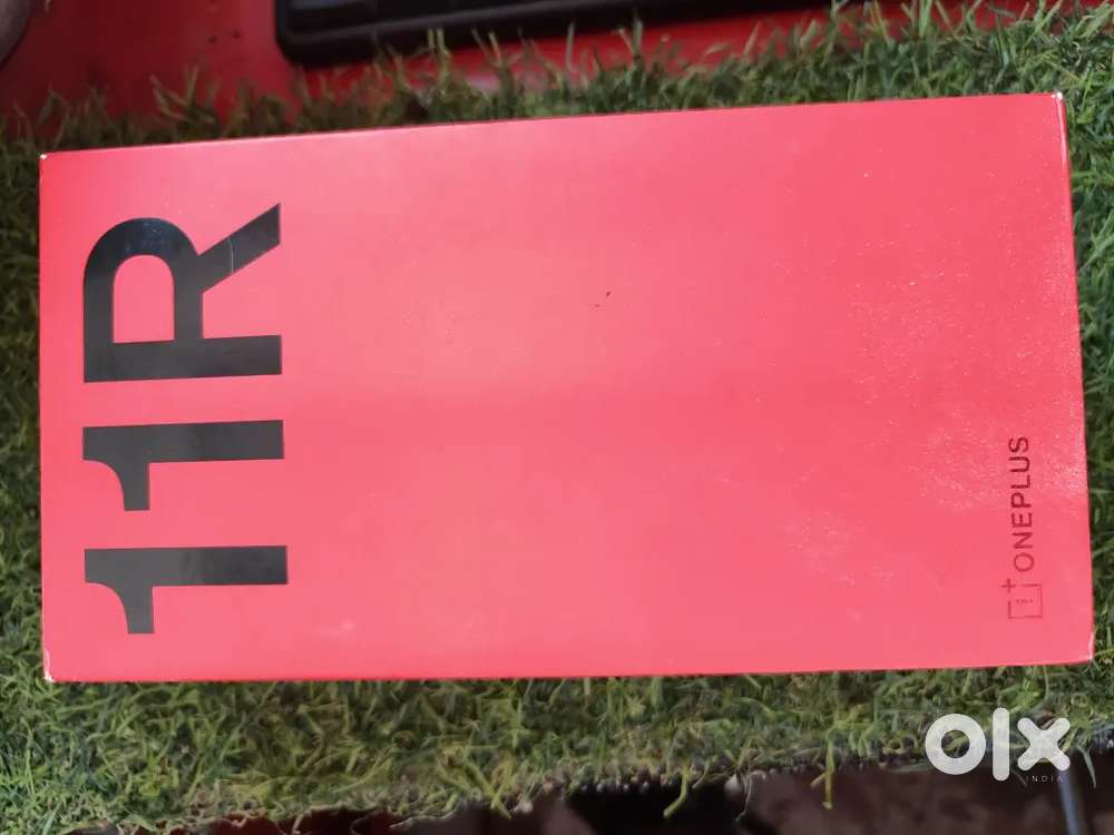 Oneplus 11R 16/256 New Liya Tha rs,45000 ka Or ab me dera hun rs,30000