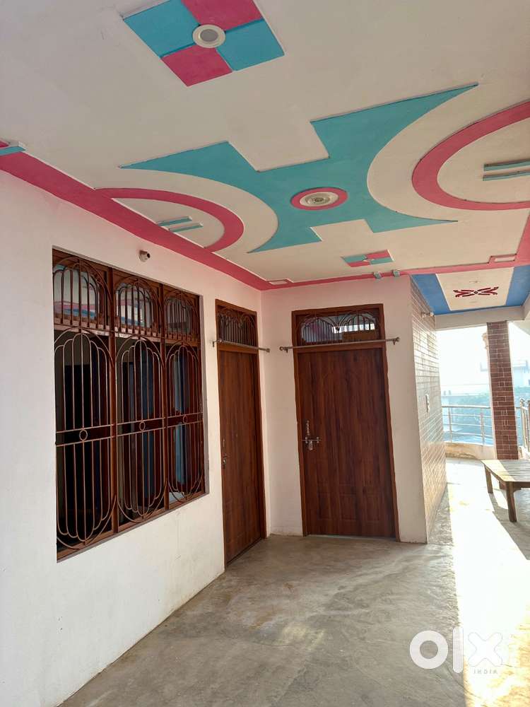 2 Room Set with Kitchen & Parking near Medanta Hospital & Lulu Mall