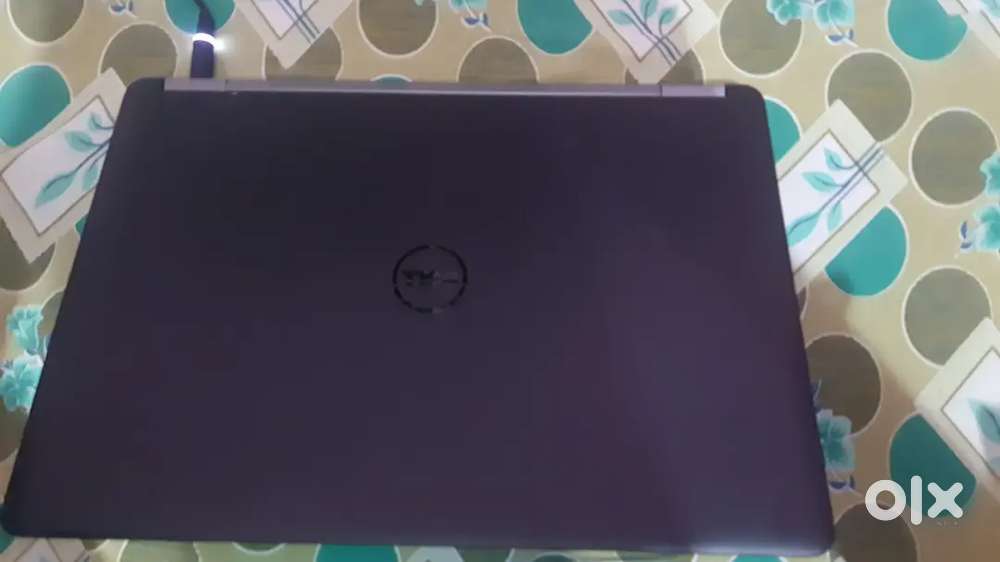 Dell latitude 7470 i7 6th gen  RAM (16GB)  SSD 256GB (NVME)