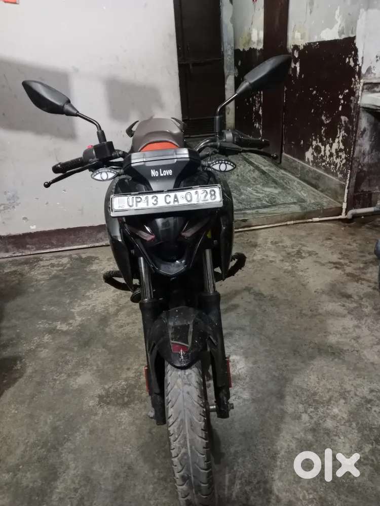 NEW GADI HAI CONDITION EK NUMBER HAi