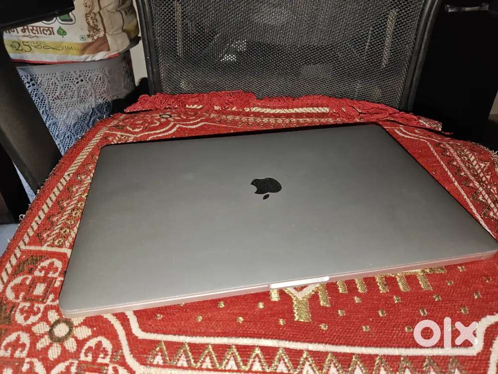 MacBook Pro 16 inch with Touchbar
