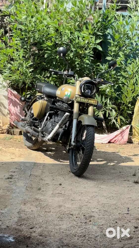fix price hai new tyre new batrry new calch palte no any problem